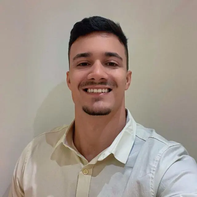 Gestor de Automações e treinamento de uso do Kommo CRM - Programador da Agência Kolmme